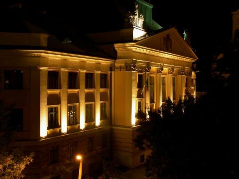 A találkozó helyzíne, a  Piarista iskola