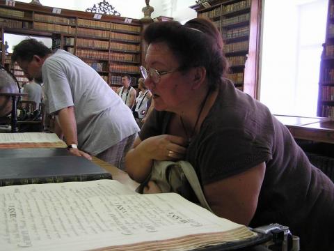 Látogatás a Klimo könyvtárban