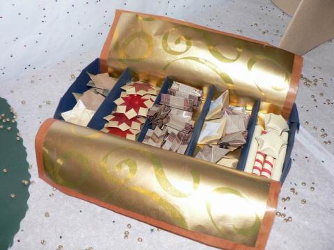 Ajándékok dobozban