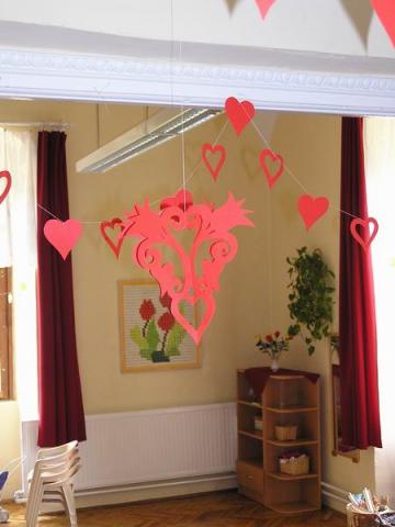 Piros szives függődísz