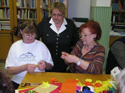 Életképek a 2009-es tavaszi origami találkozóról