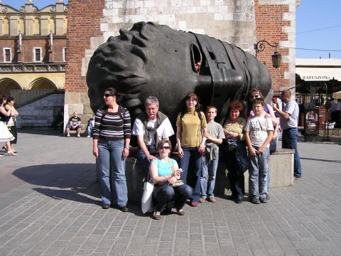 A Posztócsarnoknál