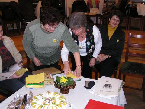 Régi játékos origami feladványok bemutatása