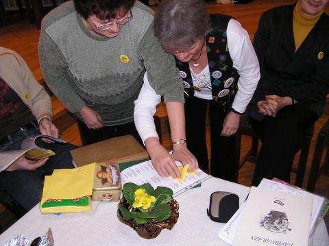 Régi játékos origami feladványok bemutatása