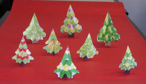 Fenyőfa teatasakból