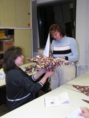 Munka a Szekszárdi Origami Baráti Körben