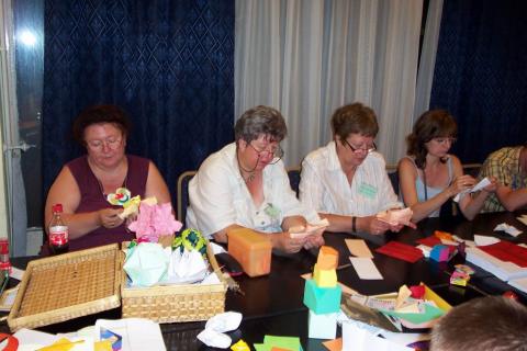 Éjszakai hajtogatás a Touring Hotelben