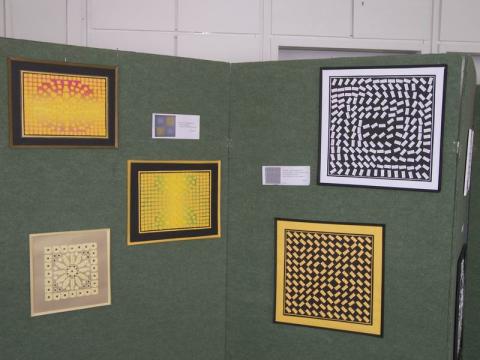 Részlet Újhegyi Györgyné Grőbel Eleonóra Vasarely nyomában origamival című kiállításából