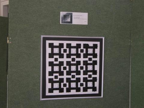 Részlet Újhegyi Györgyné Grőbel Eleonóra Vasarely nyomában origamival című kiállításából