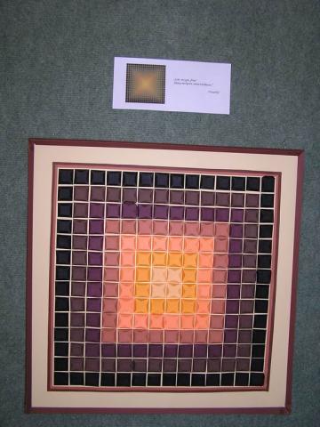 Részlet Újhegyi Györgyné Grőbel Eleonóra Vasarely nyomában origamival című kiállításából