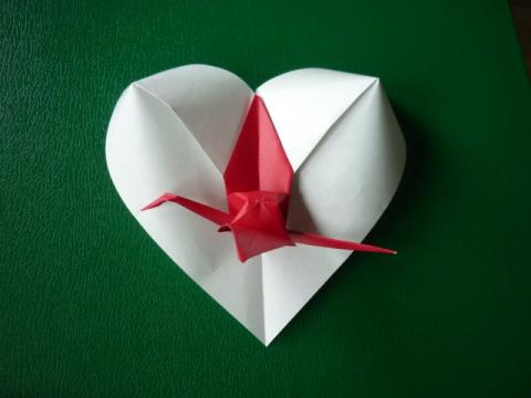 Japán 2011 - Szív daruval 